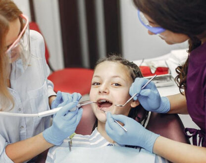 Dental Assistant vs. Dental Hygienist | The Contrast Between Them